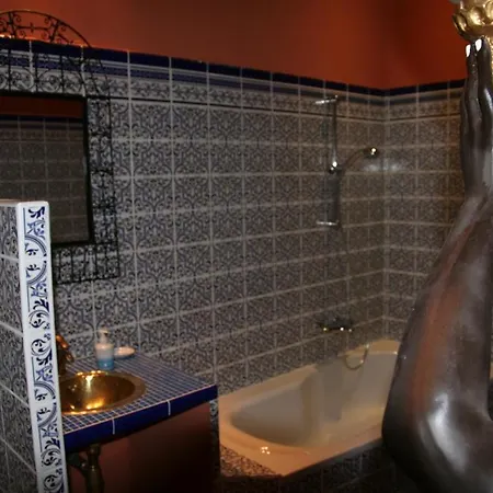 Chateau De La Bobiniere Bed & Breakfast